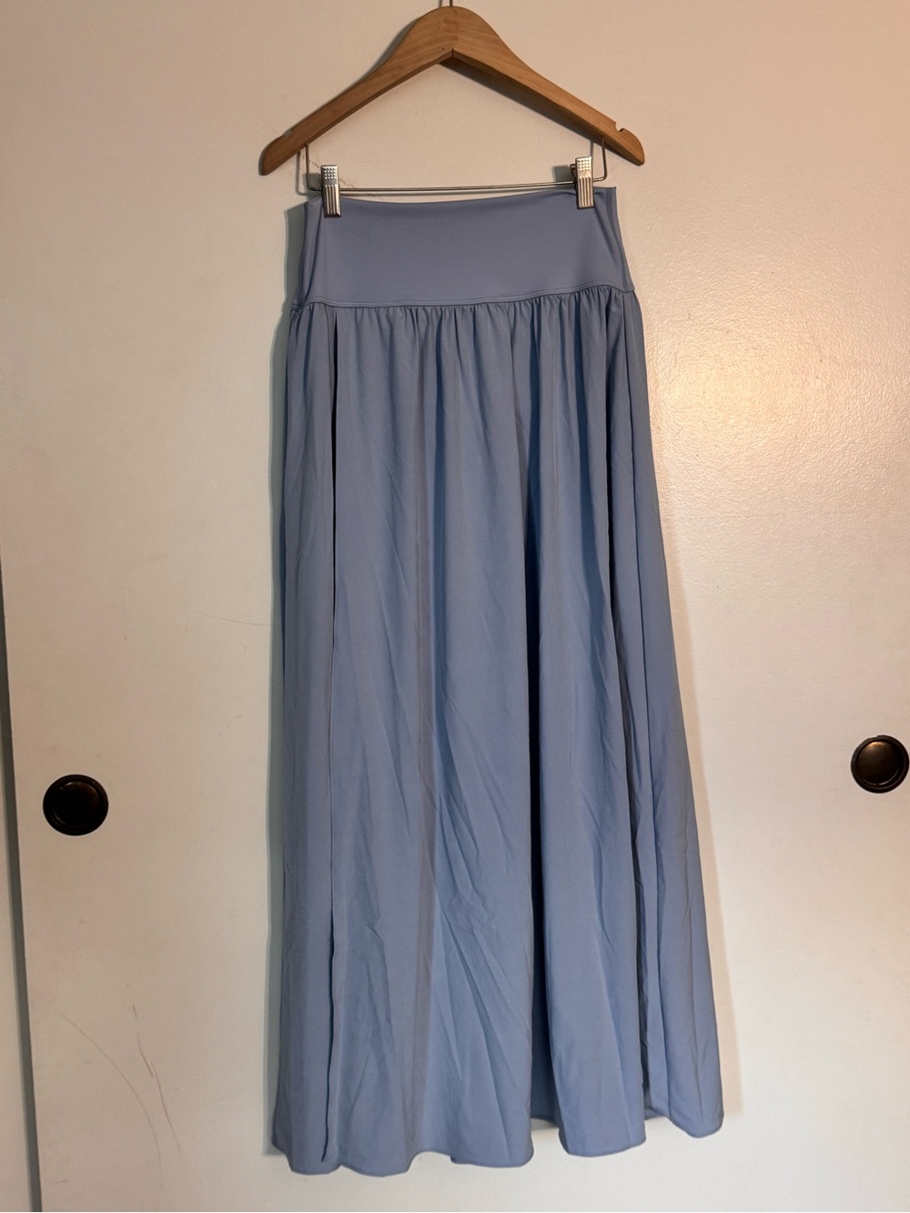 HALARA Breezeful High waisted split 2in1 quick dry Light Blue Flowing Maxi Skirt